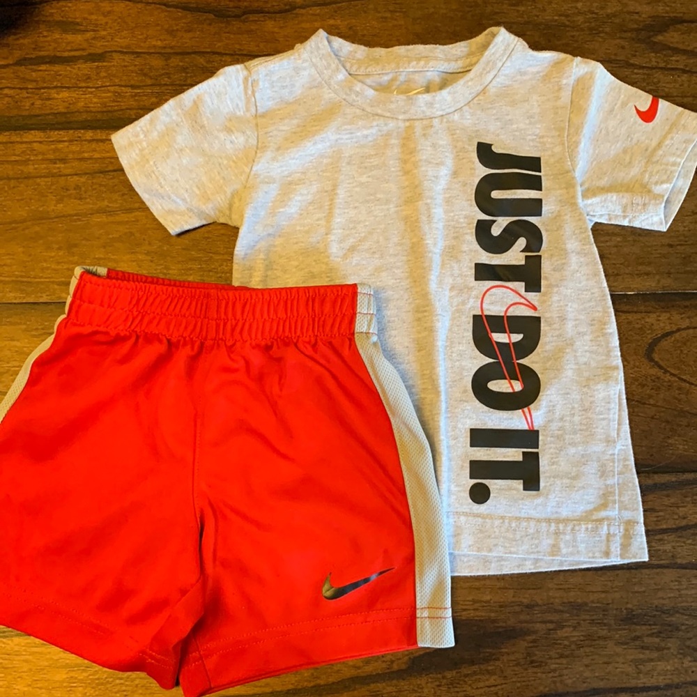 Nike matching set